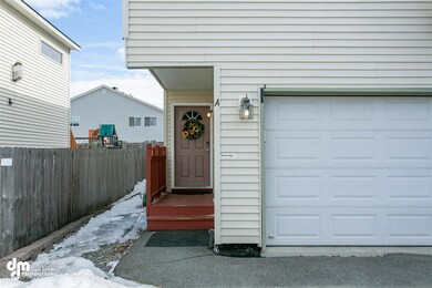 19-Front Exterior_2379