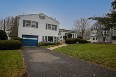 220 Madison Ave W, Holyoke, MA 01040 - photo 2
