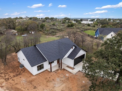 830 Woodland Hills Dr, Granite Shoals, TX 78654 - photo 2