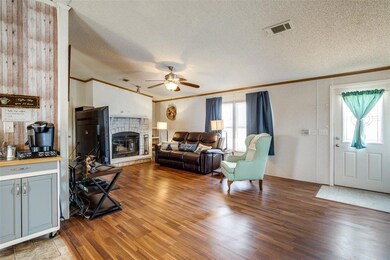 109 Bluff Heights Dr, Weatherford, TX 76085 - photo 7