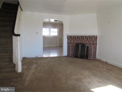 7157 Clover Ln, Upper Darby, PA 19082 - photo 2