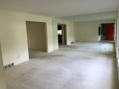 1232 Drexel Ct NE, Grand Rapids, MI 49505 - photo 3