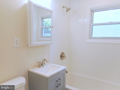 21 Glen Clair Dr, Ewing, NJ 08618 - photo 6
