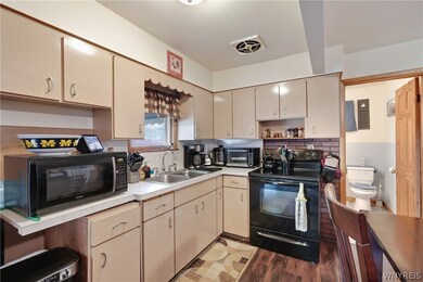 31 6th Ave, North Tonawanda, NY 14120 - photo 6