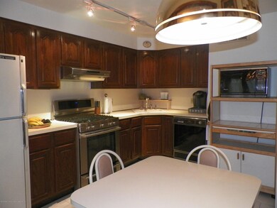 14 richard ln 020.JPG