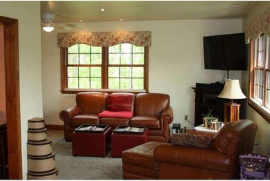 300 Estate Rd, Boyertown, PA 19512 - photo 7