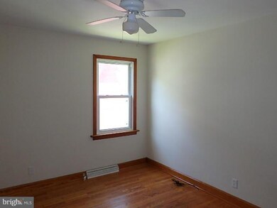 11240 Marbern Rd, Hagerstown, MD 21740 - photo 7