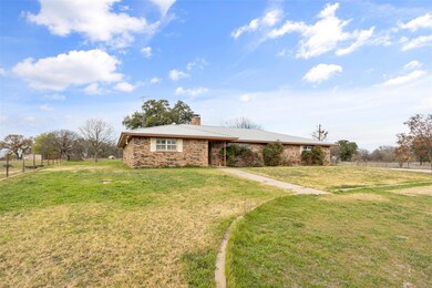 206 Reed Rd, Granbury, TX 76049 - photo 3