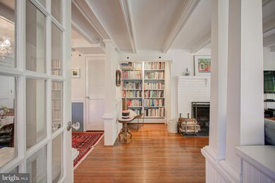 404 5th Ave, Washington Grove, MD 20880 - photo 2