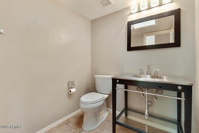 8536 S Los Feliz Dr, Tempe, AZ 85284 - photo 7