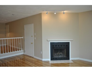 1210 Vfw Pkwy unit 9, West Roxbury, MA 02132 - photo 3