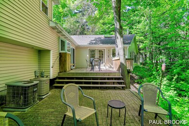 8-web-or-mls-621 32nd St, Holland-8