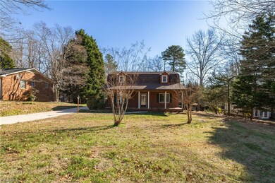 2007 Lambert Dr, Asheboro, NC 27205 - photo 2