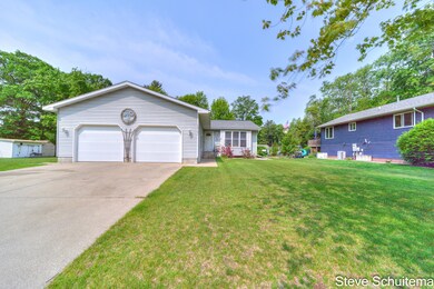 19151 Pine Grove (5 of 63)