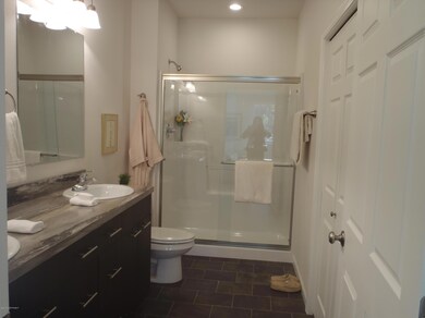Staged Unit/Photo Similar