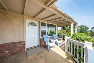 2043 Octavia St-11