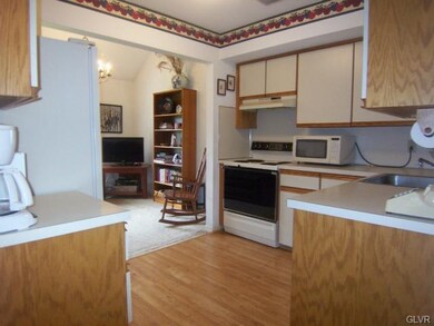 5633 Grace Ave, Bethlehem, PA 18017 - photo 7