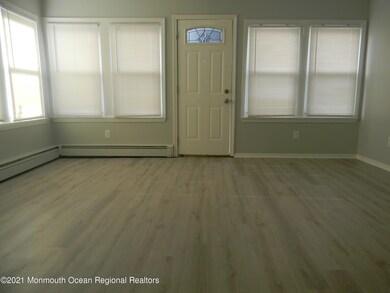 139 Broad St unit 2, Keyport, NJ 07735 - photo 2