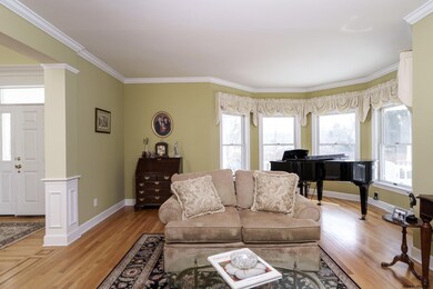 759 Waldens Pond Rd, Albany, NY 12203 - photo 6