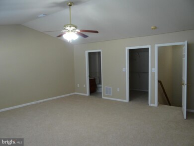 9212 Deer Crossing unit 58, Lorton, VA 22079 - photo 7