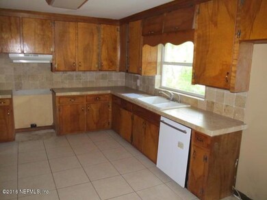 1127 Brookmont Ave E, Jacksonville, FL 32211 - photo 4