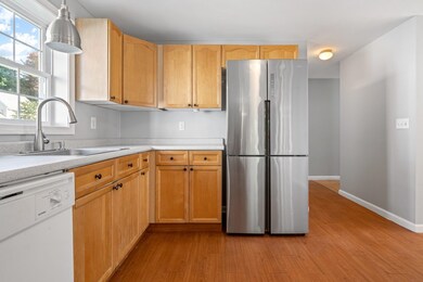 85 Barbara Ln, Hudson, NH 03051 - photo 4