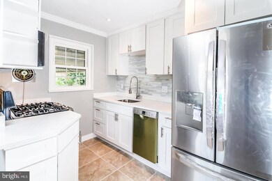 2240 Rollins Dr, Alexandria, VA 22307 - photo 3