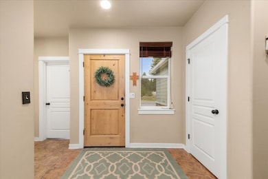 7002 E Columbia Dr, Spokane, WA 99217 - photo 3