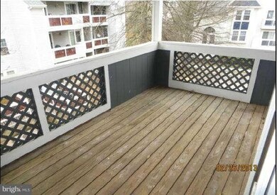 12898C Grays Pointe Rd unit C, Fairfax, VA 22033 - photo 2