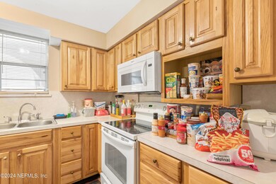 1748 El Camino Rd unit 3, Jacksonville, FL 32216 - photo 5