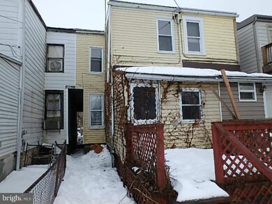 130 1/2 Elm St, Hagerstown, MD 21740 - photo 2