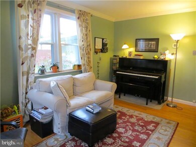 411 Albany Ct, Wallingford, PA 19086 - photo 4