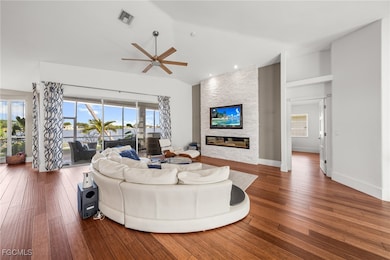 213 SE 6th St, Cape Coral, FL 33990 - photo 2