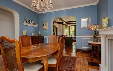 Dining Room (2)