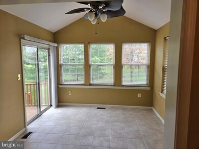 22 Arbor Cir, Colmar, PA 18915 - photo 5