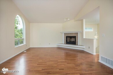 03-Living Room 4555