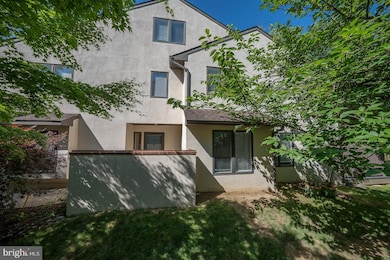 138 Montrose Ave unit 59, Bryn Mawr, PA 19010 - photo 3