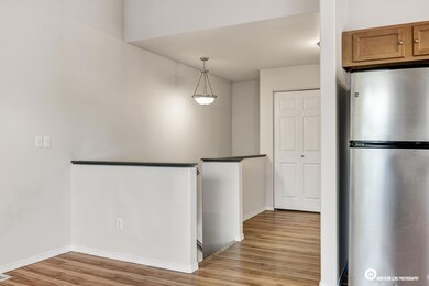 11_LandingPassageway