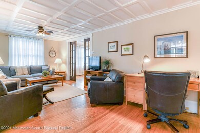 DecorativeWoodworkLR