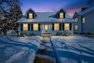 416 Haskell St, Beaver Dam, WI 53916 - photo 2