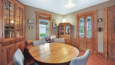 37 Jackson St, Essex Junction, VT 05452 - photo 7