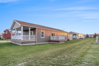 11765 Townsquare Blvd, Rockford, MI 49341 - photo 6