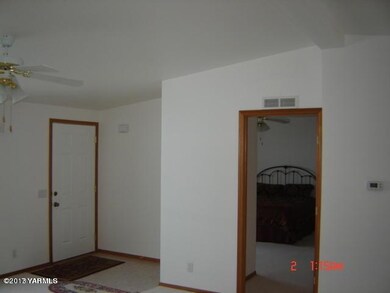 Entry way