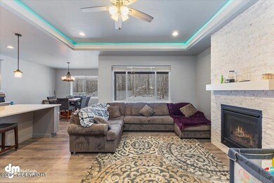 05-LIVINGROOM_EMC_IMG_2-9569