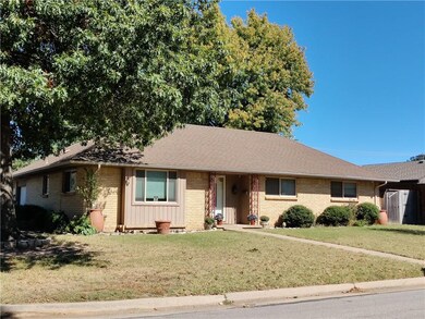 4247 NW 54th St, Oklahoma City, OK 73112 - photo 2