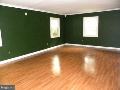 13005 Viewpoint Ln, Bowie, MD 20715 - photo 2