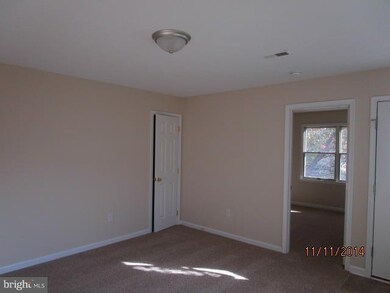614 Knightsbridge Dr, Hagerstown, MD 21740 - photo 5