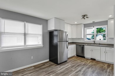 37 Fairground Ave, Taneytown, MD 21787 - photo 6