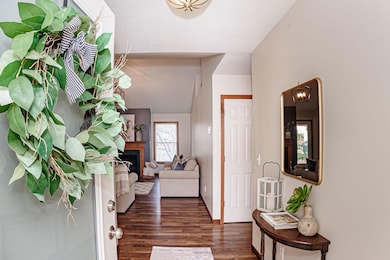 40-web-or-mls-2016-cobblestone-ct