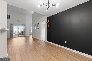 6512 Lake Park Dr unit 303, Greenbelt, MD 20770 - photo 7